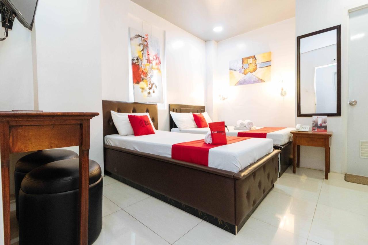 Reddoorz Plus @ Tayuman Manila Exterior foto